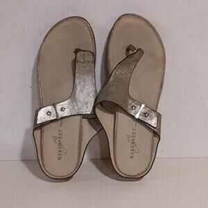 Nakedfeet gold bronze leather gizah thong sandal sz 10